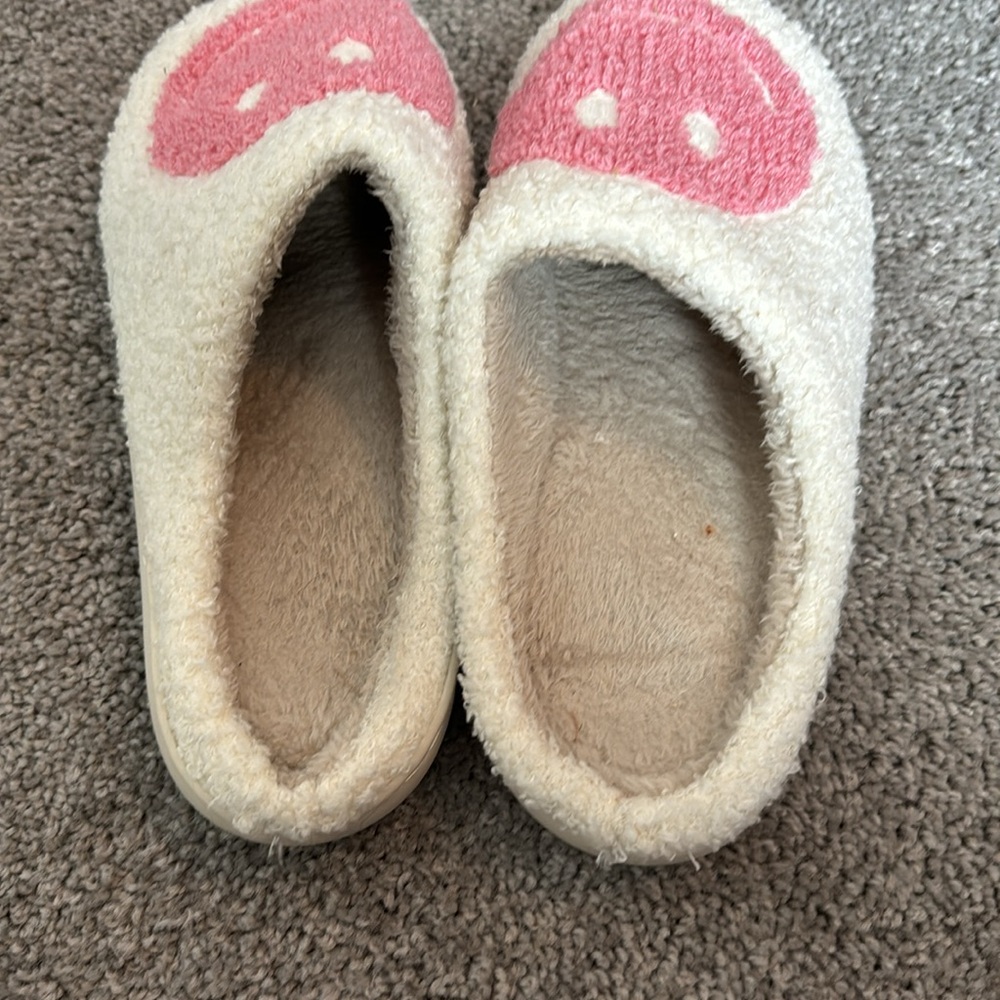 Smiley Slippers - Picture 2 of 3